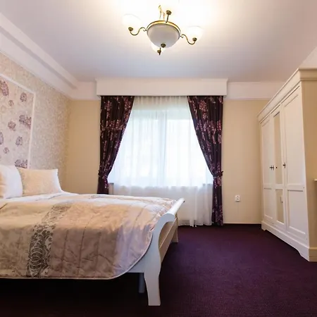 Aparthotel Anna Malnas Bai