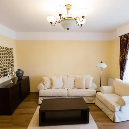 Aparthotel Anna *